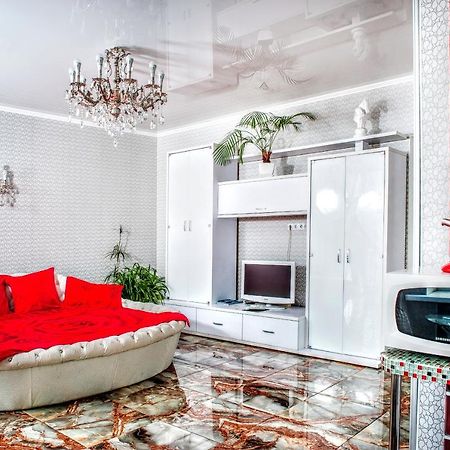 Soborna Square Apartment オデッサ エクステリア 写真