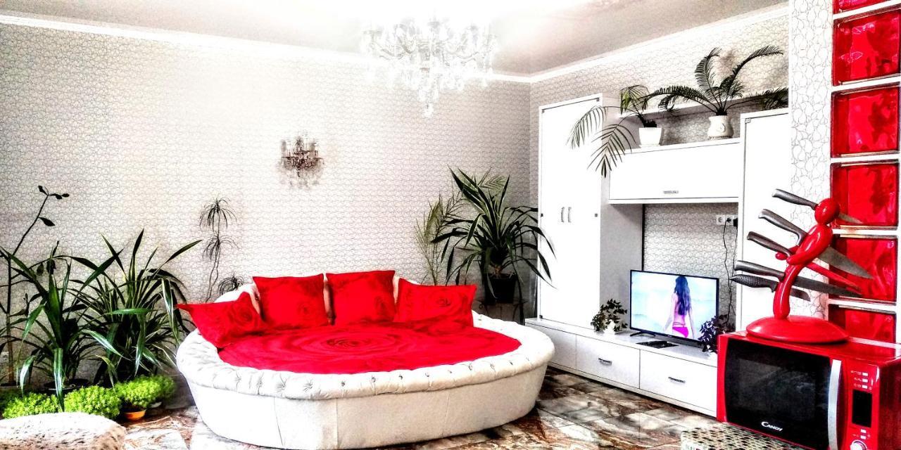 Soborna Square Apartment オデッサ エクステリア 写真