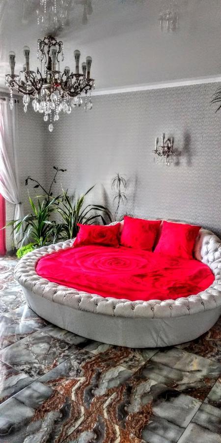 Soborna Square Apartment オデッサ エクステリア 写真